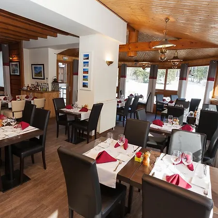 Auberge De La Croix Perrin-2